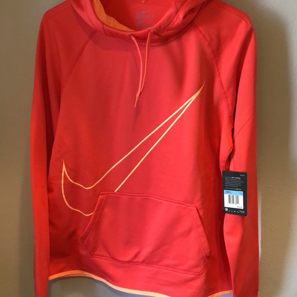 Women’s Nike Therma Dri-Fit Pullover Size M, coral orange, new with tags